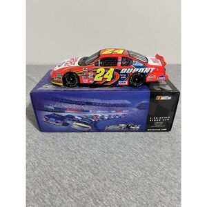 Vintage 2002 Jeff Gordon #24 DuPont 200th Anniversary 1:24 Diecast NASCAR Car
